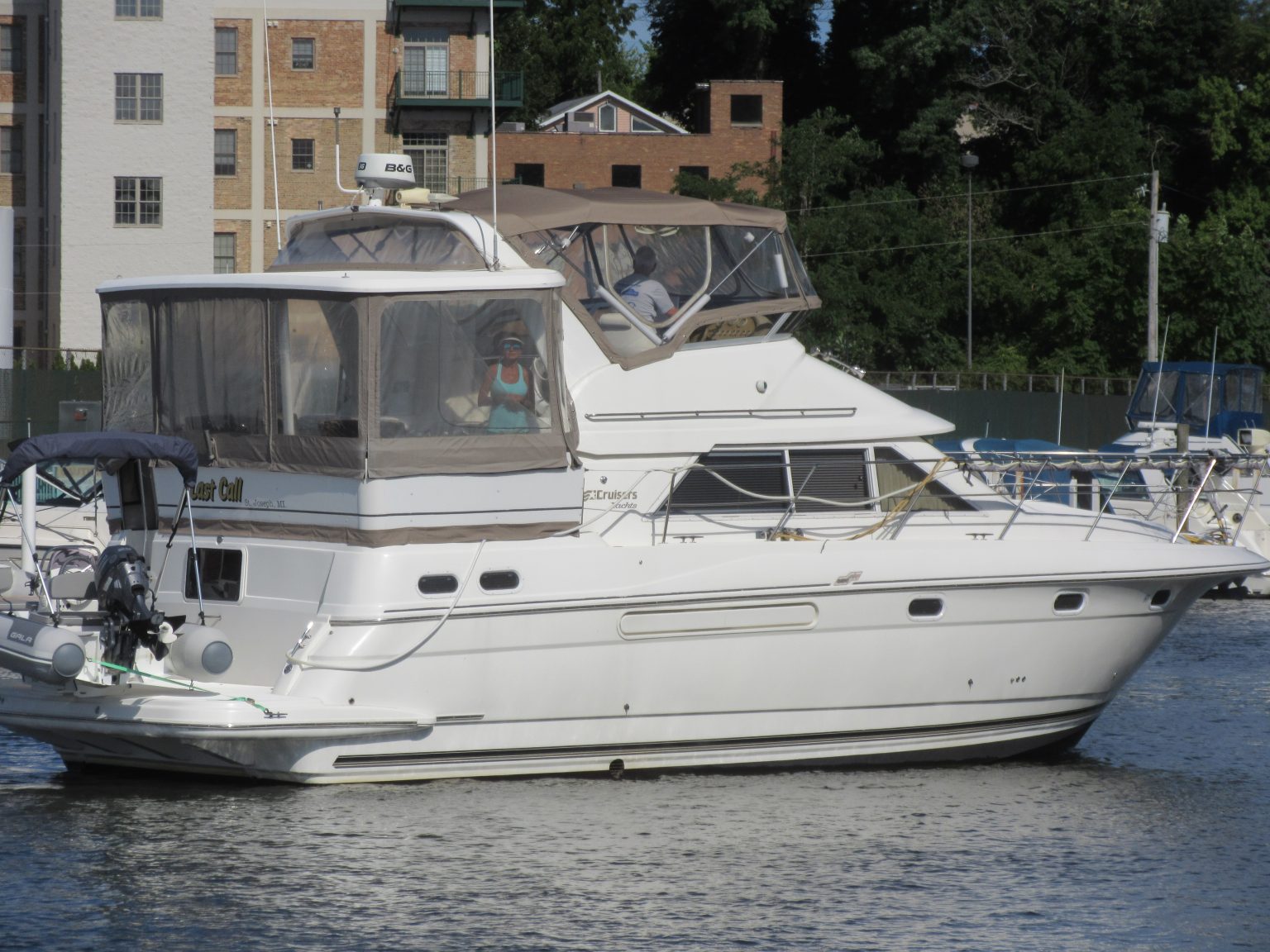 cruisers yachts aft cabin